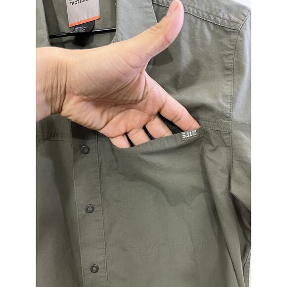 511 Tactical Button Down Shirt S Office Outdoor Hike Travel Performance Utility - Picture 8 of 14